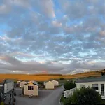 Parque de Campismo District Luxury *