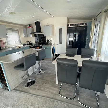 District Luxury אתר קמפינג Plumbland